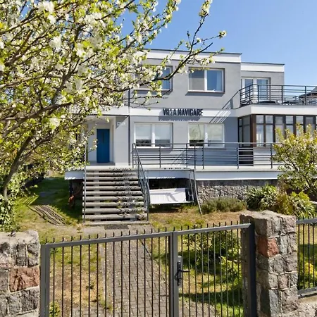 Apartment In Sea Bay